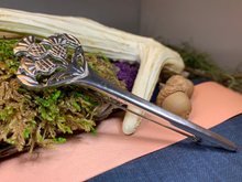 Load image into Gallery viewer, Euan Thistle Sprig Kilt Pin
