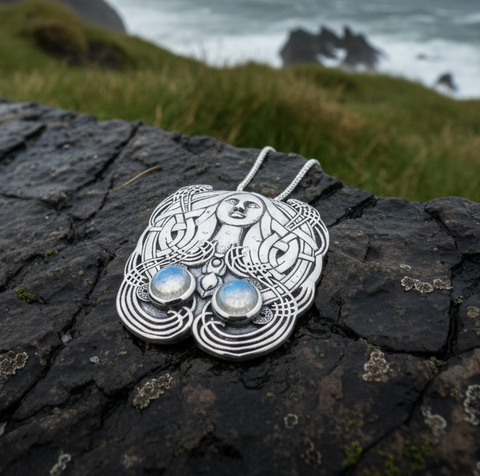 Load image into Gallery viewer, Mother Goddess Necklace
