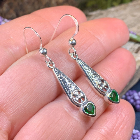 Load image into Gallery viewer, Shamrock Love Earrings
