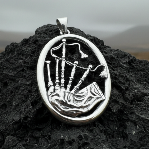 Load image into Gallery viewer, Bagpipes Forever Necklace
