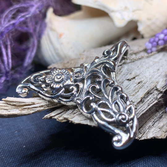 Flowers Whale Tail Necklace — view 5