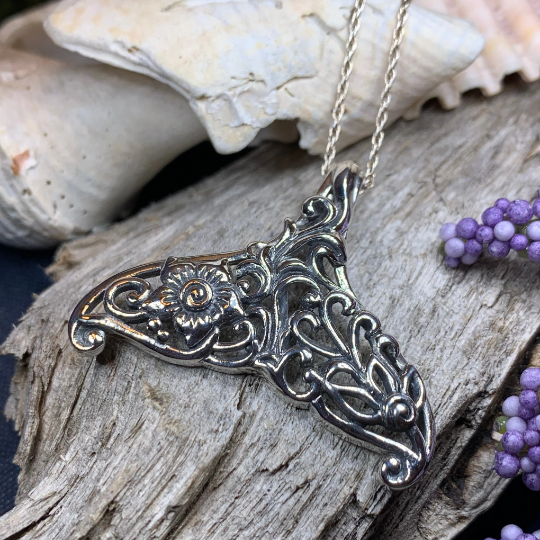 Flowers Whale Tail Necklace — view 4