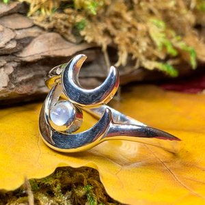 Double Crescent Moon Ring
