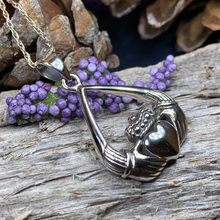 Load image into Gallery viewer, Leandra Claddagh Necklace
