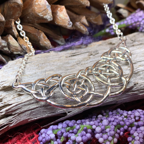 Load image into Gallery viewer, Nora Celtic Knot Necklace
