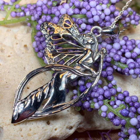 Load image into Gallery viewer, Butterfly Fairy Necklace
