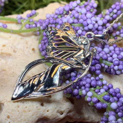 Load image into Gallery viewer, Butterfly Fairy Necklace
