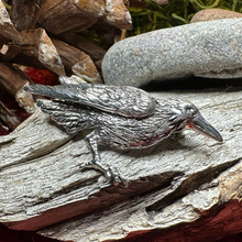 Load image into Gallery viewer, Tethra Realistic Raven Brooch

