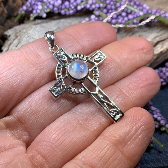 Lanis Celtic Cross Necklace in Sterling Silver