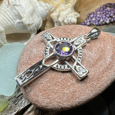 Load image into Gallery viewer, Lanis Celtic Cross Necklace
