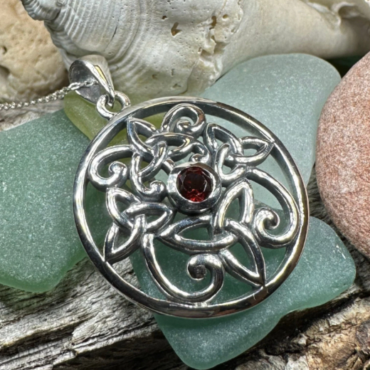 Oifa Trinity Knot Garnet Necklace in Sterling Silver
