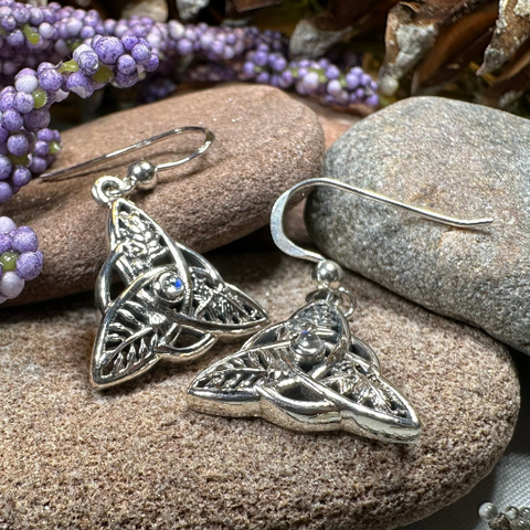 Load image into Gallery viewer, Oak Ash Thorn Trinity Knot Earrings with Moonstones
