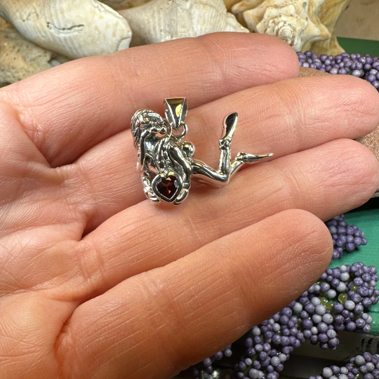 Ocean Diver Necklace in Sterling Silver