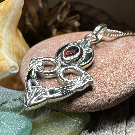 Cordelia Celtic Trinity Knot Necklace in Sterling Silver — view 10