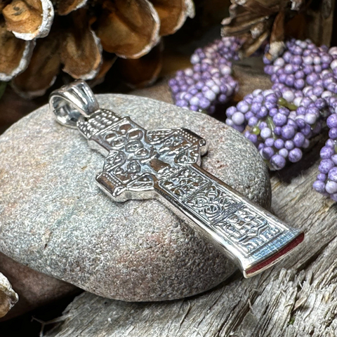 Load image into Gallery viewer, Irish Celtic Cross Necklace
