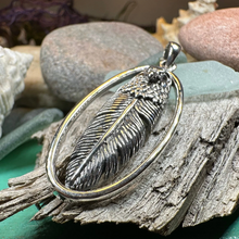 Load image into Gallery viewer, Eagle Feather Necklace
