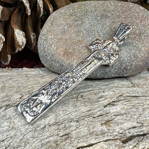 Load image into Gallery viewer, Kilfenora Celtic Cross Necklace
