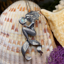 Load image into Gallery viewer, Moonstone Mermaid Necklace
