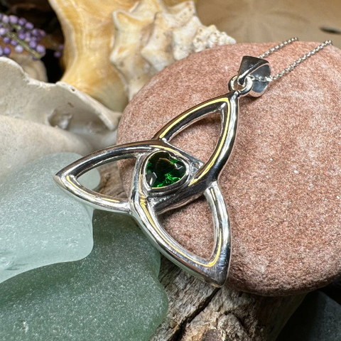 Load image into Gallery viewer, McKenna Trinity Knot Heart Necklace
