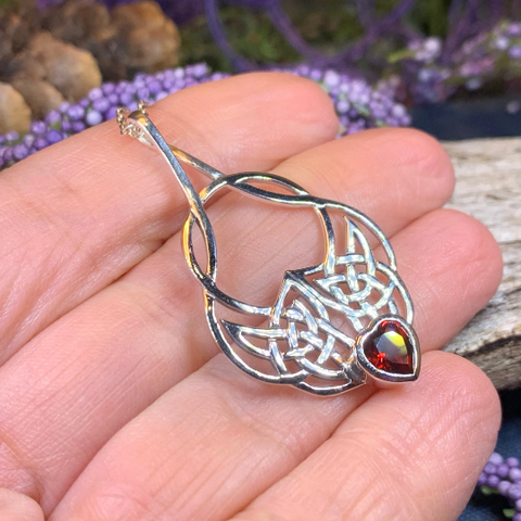 Load image into Gallery viewer, Endless Love Celtic Knot Necklace
