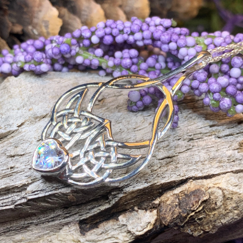 Load image into Gallery viewer, Endless Love Celtic Knot Necklace
