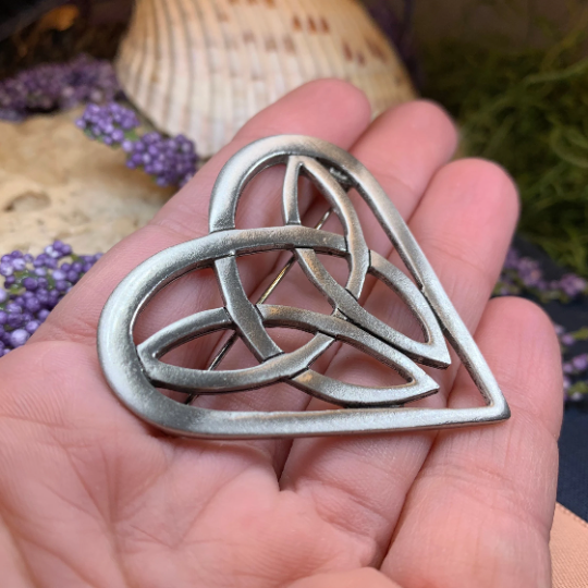 Everheart Celtic Heart Brooch in Pewter — view 7