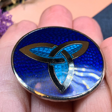 Load image into Gallery viewer, Enamel Trinity Knot Brooch
