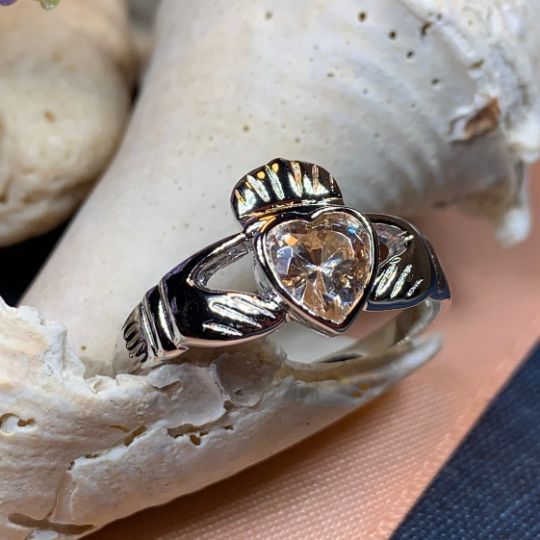 Champagne Diamond Claddagh Ring — view 3