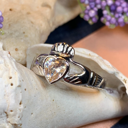 Champagne Diamond Claddagh Ring — view 7