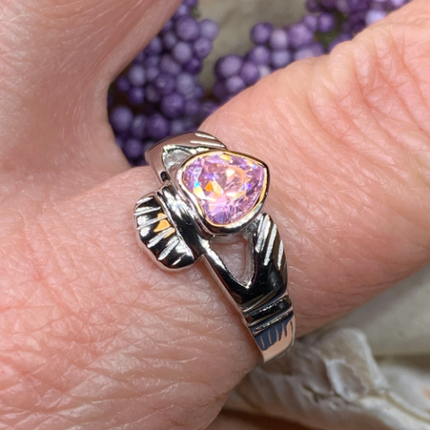 Load image into Gallery viewer, Pink Sapphire Claddagh Ring

