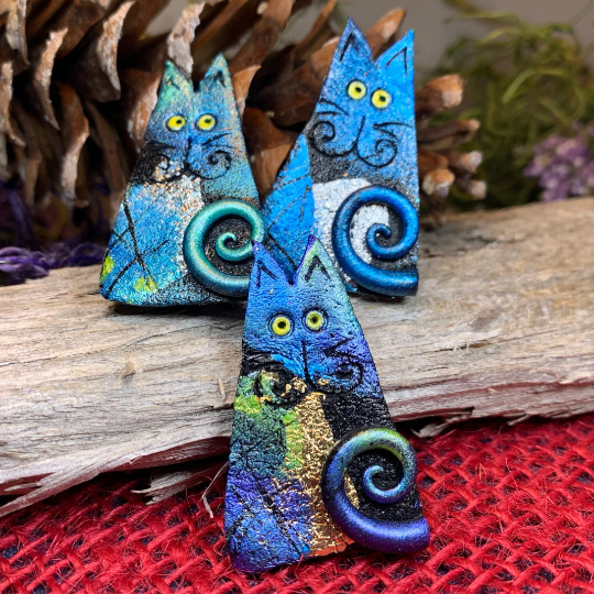 Whimsical Sitting Cat Brooch - Handmade in Scotland — view 5