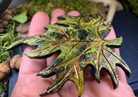 Load image into Gallery viewer, Splatter Maple Leaf Pin
