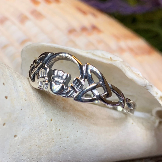 Claddagh Celtic Knot Ring in Sterling Silver