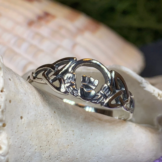 Claddagh Celtic Knot Ring in Sterling Silver