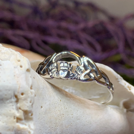 Claddagh Celtic Knot Ring in Sterling Silver