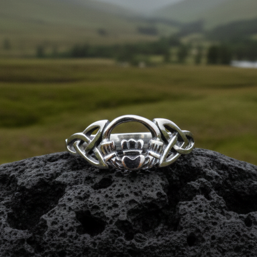 Claddagh Celtic Knot Ring in Sterling Silver