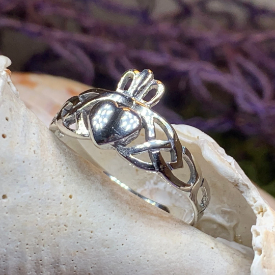 Irish Claddagh Trinity Knot Ring in Sterling Silver