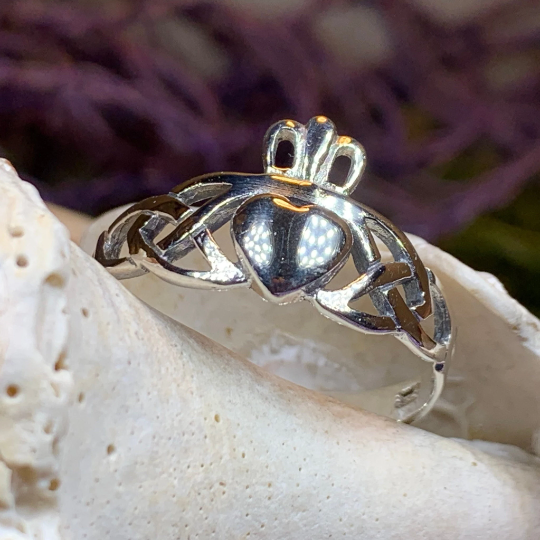 Irish Claddagh Trinity Knot Ring in Sterling Silver