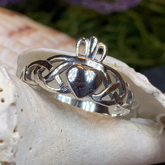 Irish Claddagh Trinity Knot Ring in Sterling Silver
