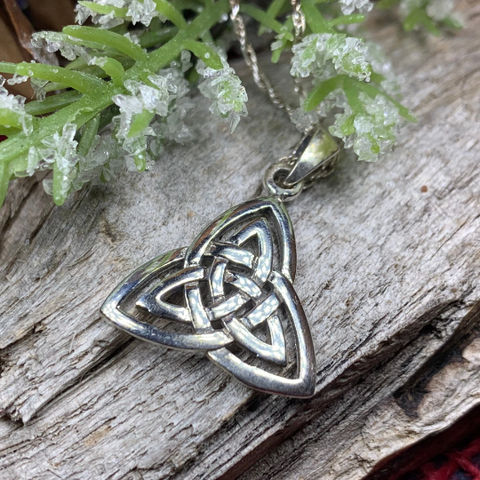 Load image into Gallery viewer, Celtic Triangle Necklace
