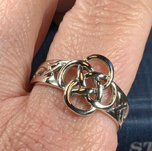 Load image into Gallery viewer, Celtic Dara Knot Ring
