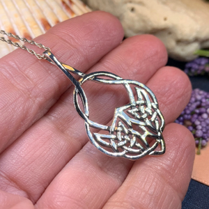 Lira Celtic Knot Necklace
