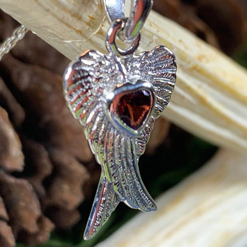 Angel Wings Love Necklace 04