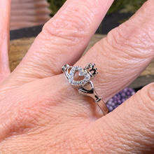 Load image into Gallery viewer, Claddagh Princess Ring
